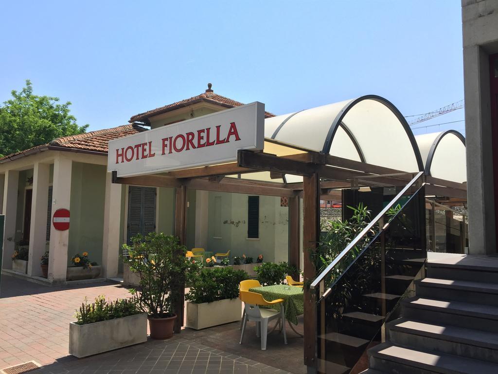 Hotel Fiorella セニガッリア エクステリア 写真