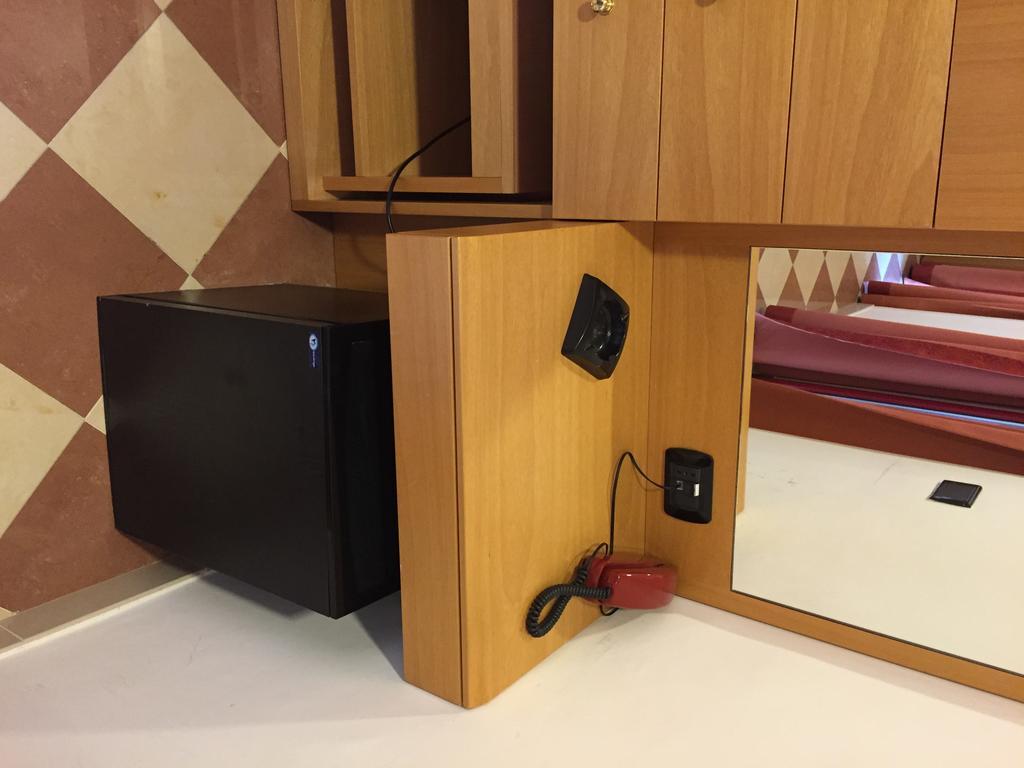 Hotel Fiorella セニガッリア エクステリア 写真